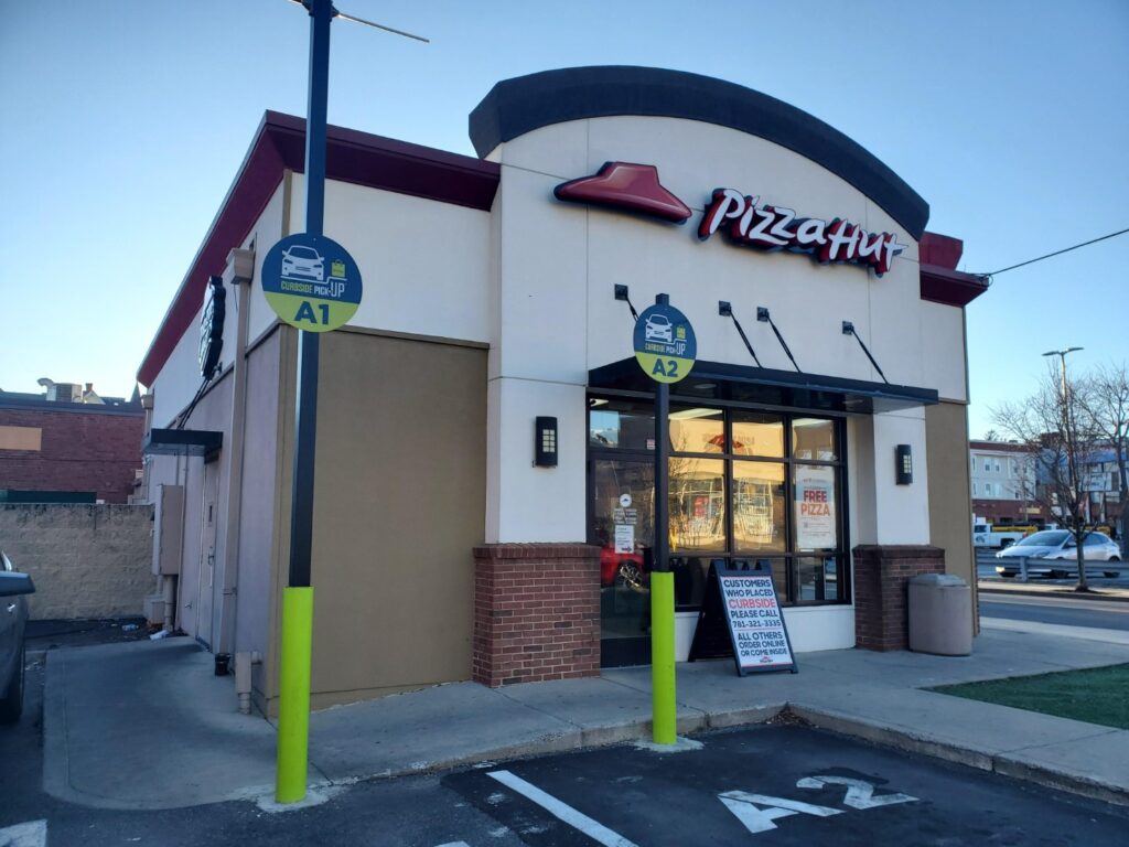 Everett, Massachusetts Pizza Hut